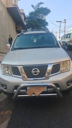NISSAN FRONTIER 2.5 SL 10 ANOS 4X4 CD TURBO ELETRONIC DIESEL 4P AUTOMÁTICO